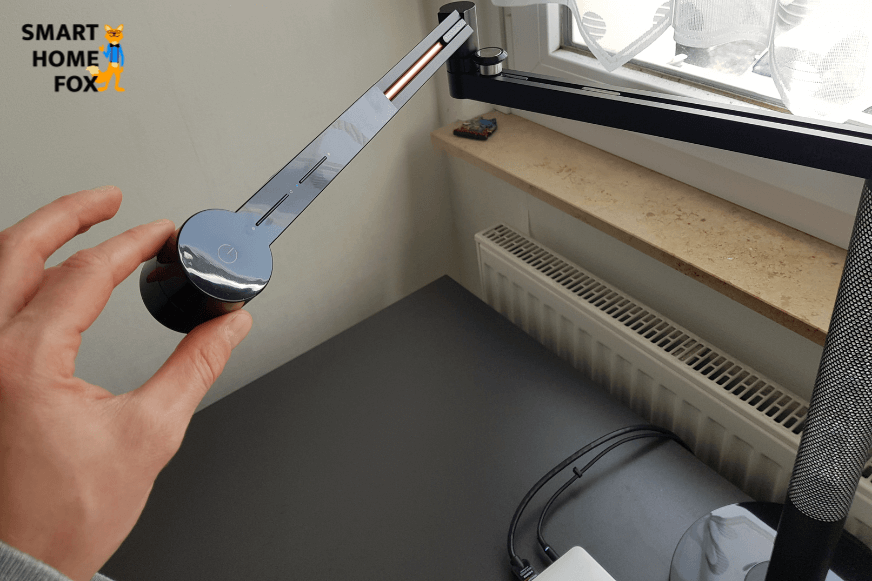 The Dyson Lightcycle Morph lamp arm rotates 360 degrees